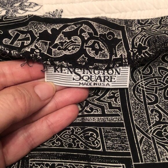Vintage Kensington Square wrap skirt in EUC - Picture 7 of 7